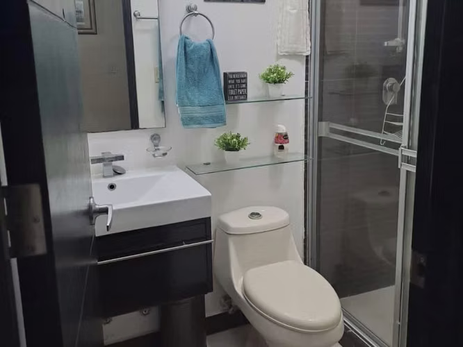 Hermoso Apartamento en Costa del Este! Ganga! PH Green Bay! Línea Blanca Completa!