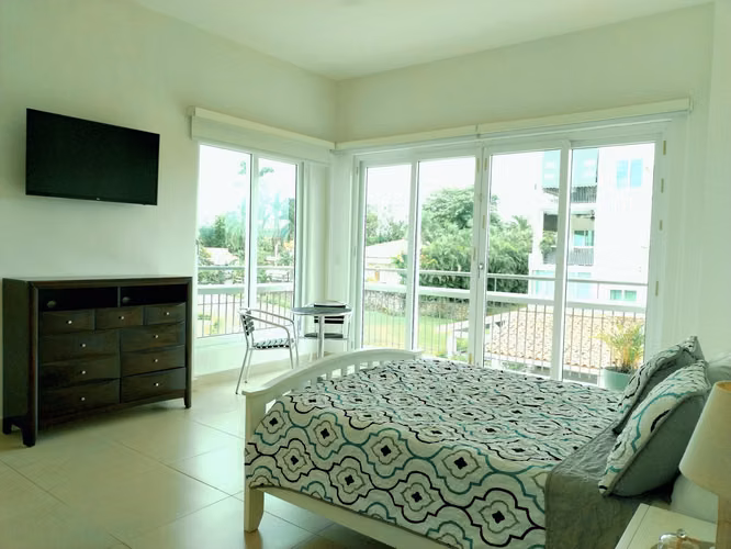 VENTA DE APARTAMENTO AMOBLADO  EN PH PUNTA BARCO VILLAGE - Imagen 8