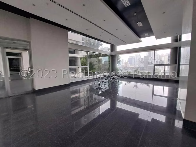 Vendo Apartamento Exclusivo en PH Luxor Tower 100, El Cangrejo 24-3946GG