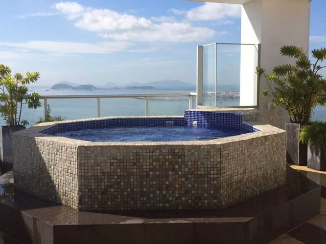 Venta  PH Villa del Mar - 2 recámaras - Amoblado con balcon