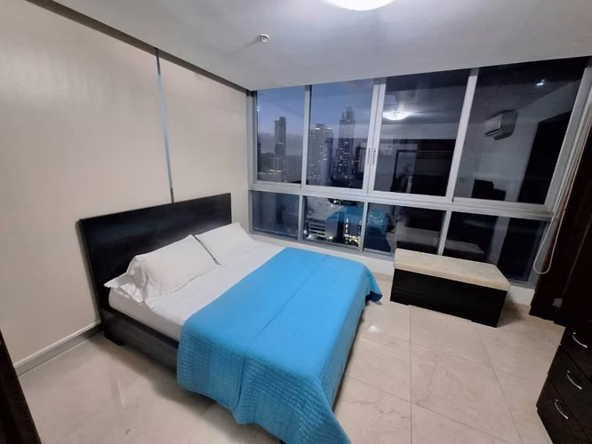 Venta  PH Villa del Mar - 2 recámaras - Amoblado con balcon
