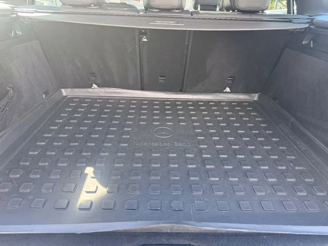 MERCEDES BENZ GLC200  - Imagen 16
