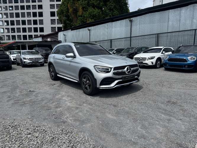 MERCEDES BENZ GLC200 