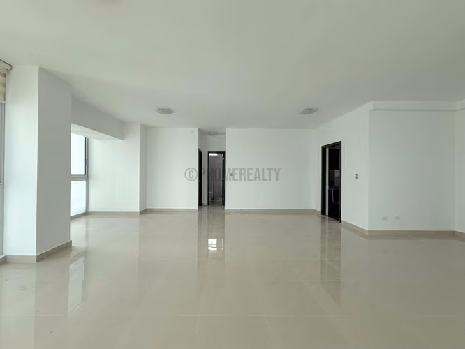 Apartamento en venta en Bella Vista Panamá – 2 recámaras con vistas al mar y ciudad
