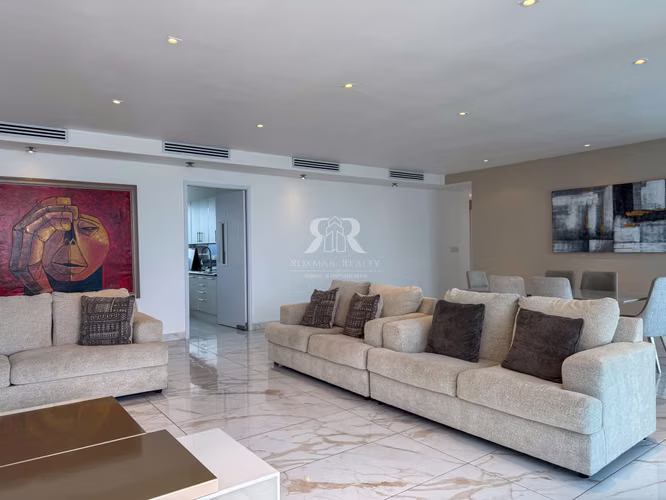 Apartamento remodelado en Punta Pacifica PH Aqualina