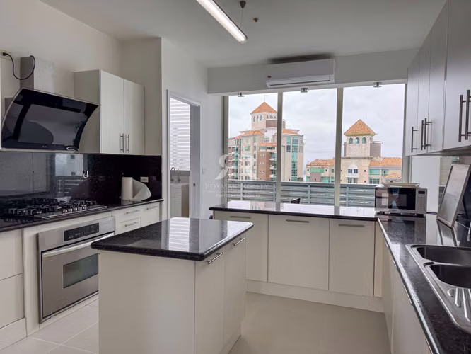 Apartamento remodelado en Punta Pacifica PH Aqualina