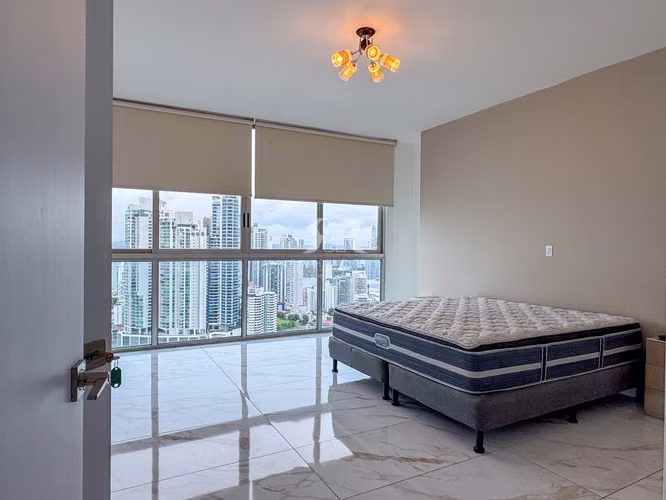 Apartamento remodelado en Punta Pacifica PH Aqualina