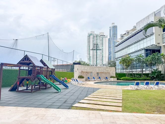 Apartamento remodelado en Punta Pacifica PH Aqualina