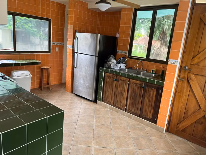 Venta de Casa en Coronado, Club del Golf, 2,600m2 de terreno y 550m2 de construcción - Imagen 9