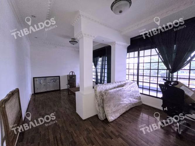 VENTA DE LOCAL EN EDISON PLAZA SEGUNDO PISO