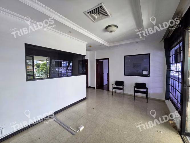 VENTA DE LOCAL EN EDISON PLAZA SEGUNDO PISO