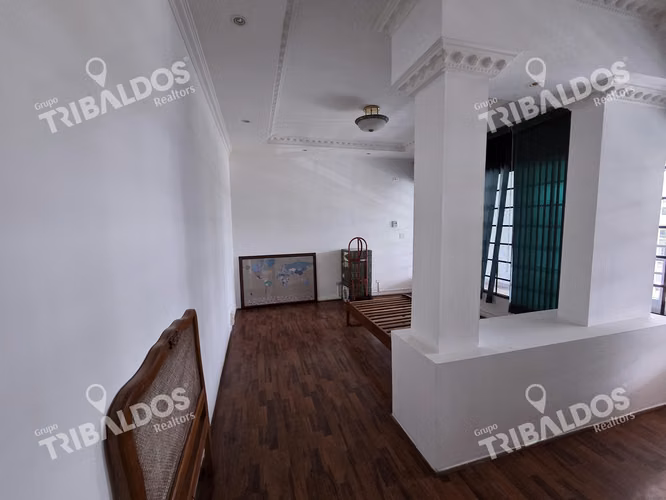 VENTA DE LOCAL EN EDISON PLAZA SEGUNDO PISO