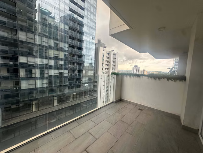 SE VENDE 43GV BELLA VISTA AVE. BALBOA LINEA BLANCA