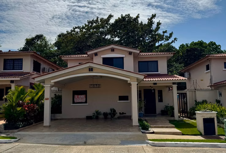 k-SE VENDE HERMOSA CASA EN SUNSET HILL / COSTA VERDE LA CHORRERA