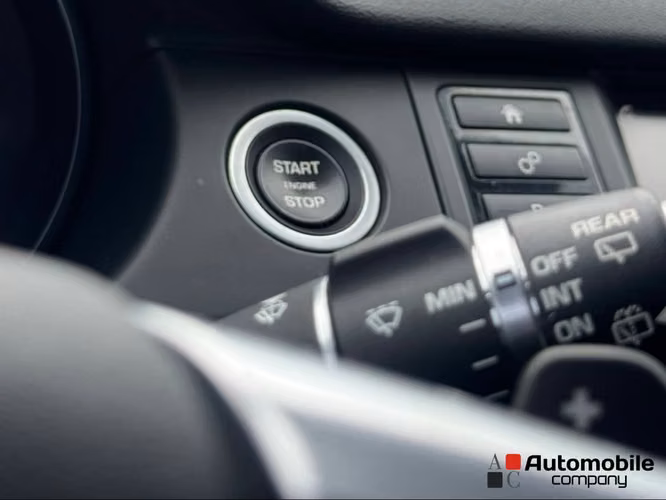 Land Rover Discovery 2019