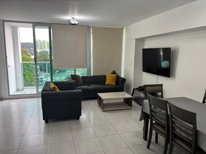 Venta de bello y céntrico apartamento en Trinity – El Carmen (Con Deposito)