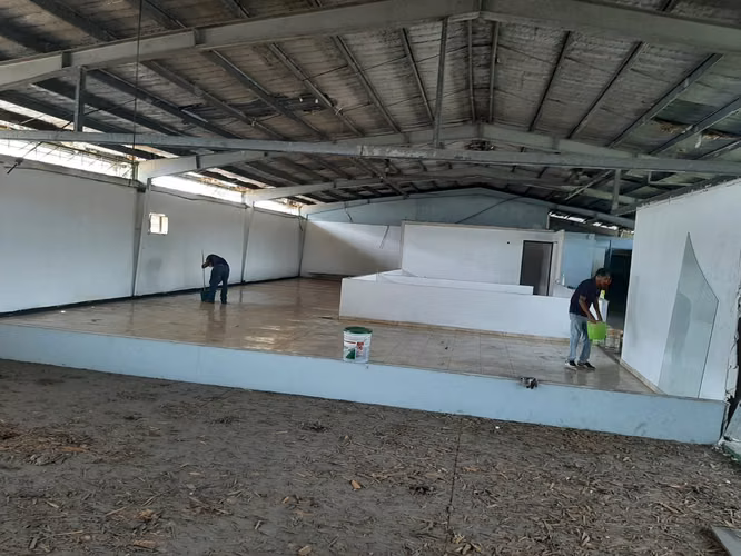 Venta Galera Rio Abajo 2 Niveles Superficie 1664 m2