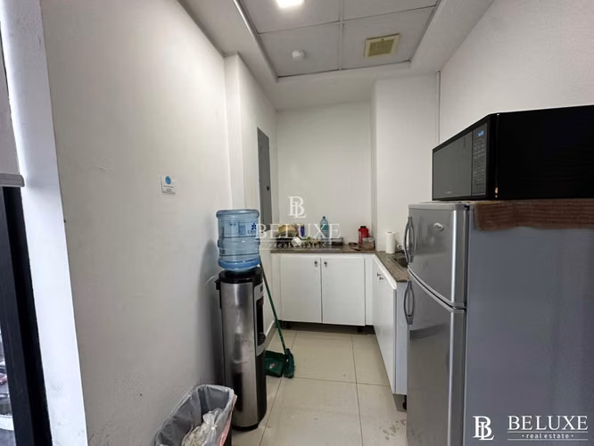 ALQUILER OFICINA AMOBLADA EN PH RBS AVENIDA BALBOA (10)