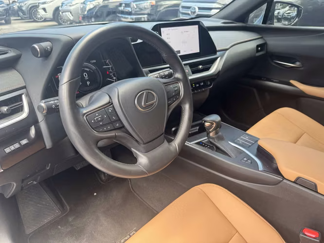 LEXUS UX250H 2023