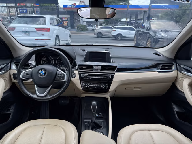 BMW X1 2018 - Imagen 11