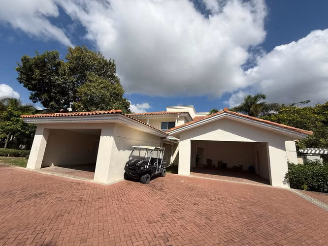 Se Vende Casa en PH OceanLakes Buenaventura