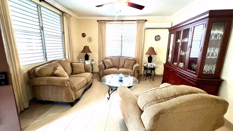 Vendo Casa en Betania - A Una Cuadra Del Metro 12 De Octubre