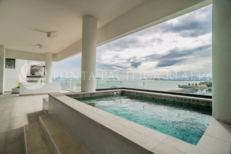 En Venta | Residencial Exclusiva | Skyhomes, Ocean Reef | Vista AL Mar