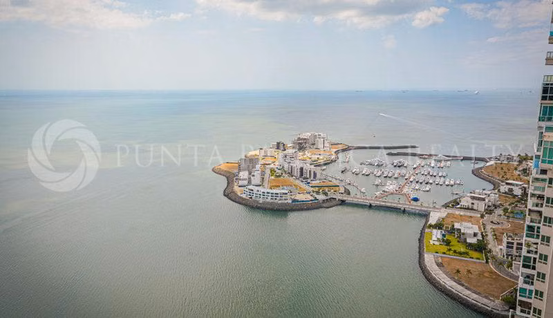En Venta | Vista al Mar | PH Antiguo Trump, Punta Pacífica