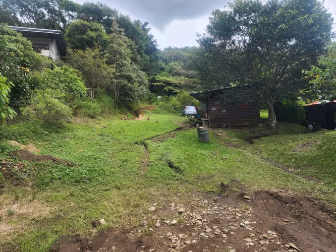 VENDO TERRENO EN VOLCANCITO BOQUETE