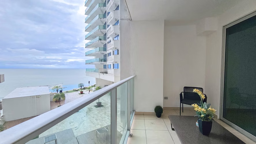 GANGA en Punta Pacífica - 240 m2 amoblado en PH Oasis