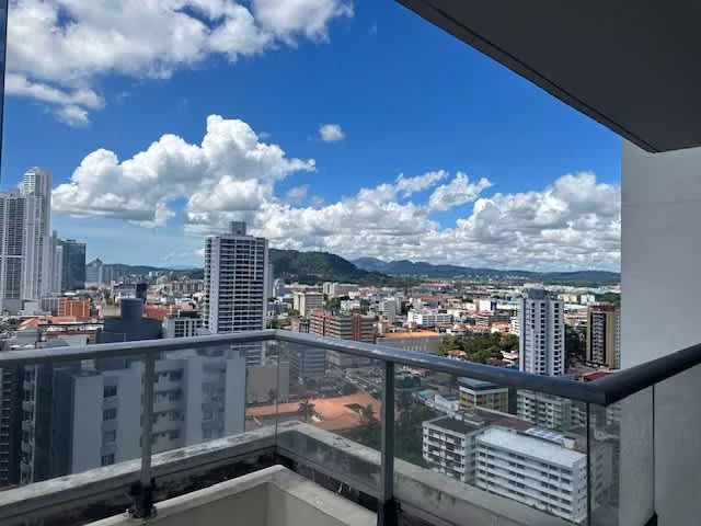 Se vende apartamento en Bella Vista - Imagen 4