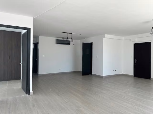 Se vende apartamento en Bella Vista - Imagen 2