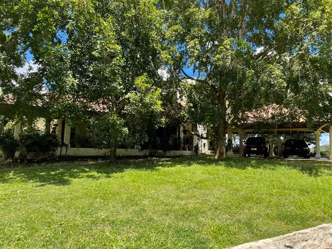 Excelente inversión , comodidad, lujo y tranquilidad  en Chitre - Imagen 3