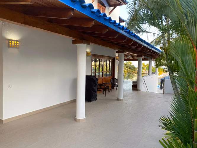 ALQUILER/VENTA DE VILLAS FRENTE AL MAR PLAYA BLANCA