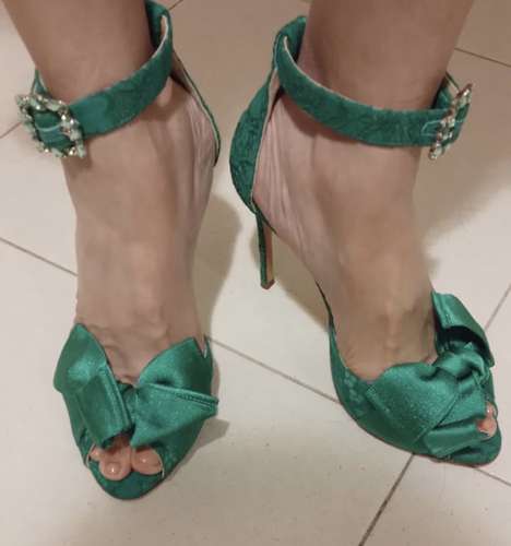 Carolina Herrera talla 8.5 Hechos en Italia - Imagen 4