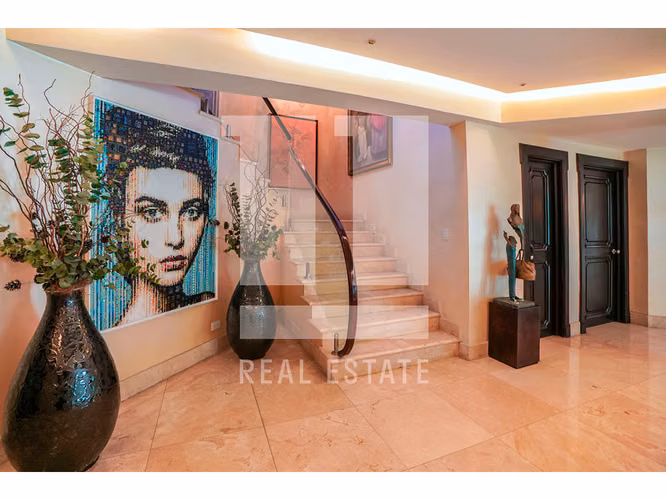 Se vende casa en Altos del Golf, Heritage - Imagen 9