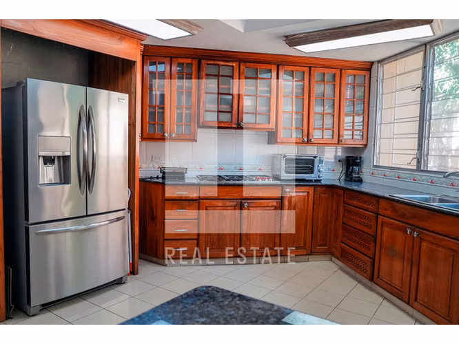 Se vende casa en Altos del Golf, Heritage - Imagen 5
