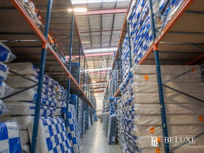 VENTA DE GALERA/ BODEGA EN LA LOCERIA (8)