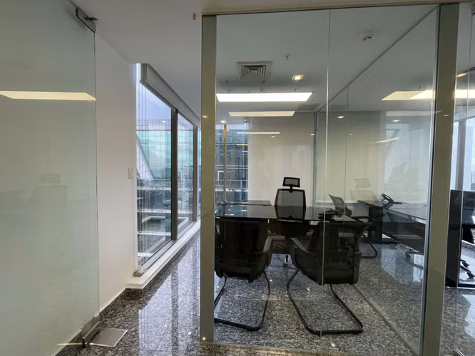 Oficina amoblada en Alquiler, Obarrio - Ph Twist Tower