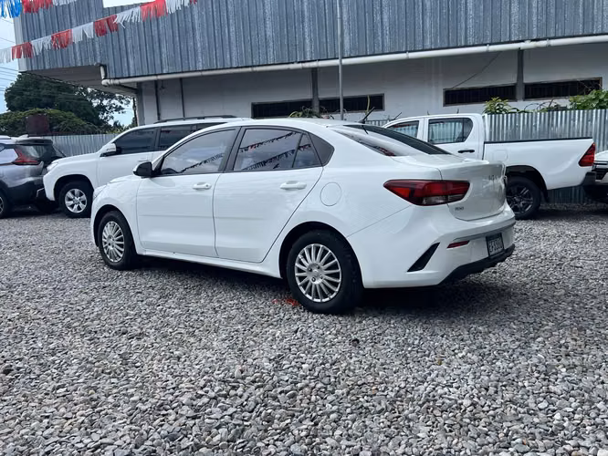 KIA RIO 2024 AUTOMATICO DISPONIBLE EN DAVID CHIRIQUI