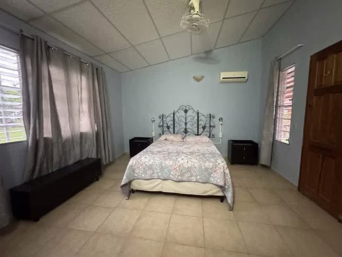 Venta de Casa 5 Habitaciones Las Lajas a minutos de Coronado