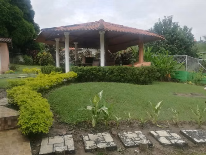 Venta de Casa 5 Habitaciones Las Lajas a minutos de Coronado