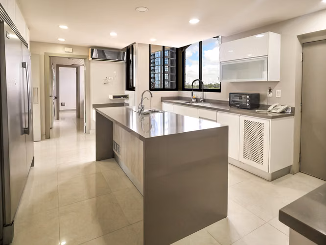 VENTA DE APARTAMENTO EN COCO DEL MAR PH COCO BAY FRENTE AL MAR - Imagen 8