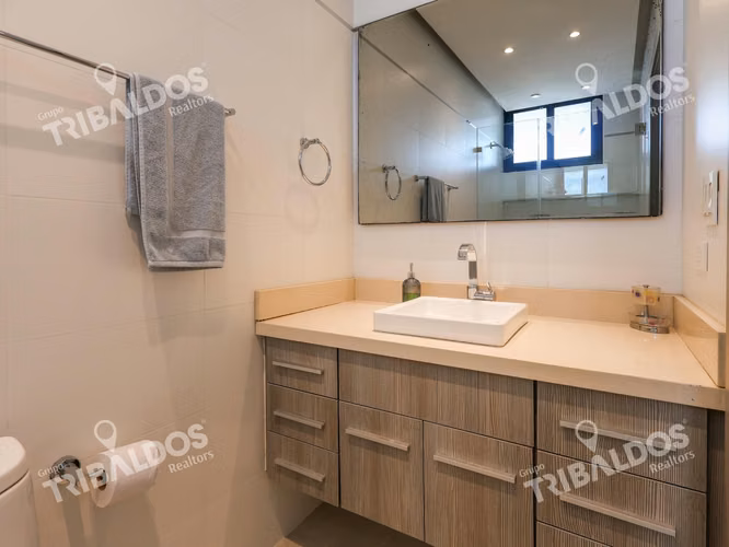 VENTA DE APARTAMENTO FRENTE AL MAR | REMODELADO | 4 PARKINGS | COCO DEL MAR - Imagen 19