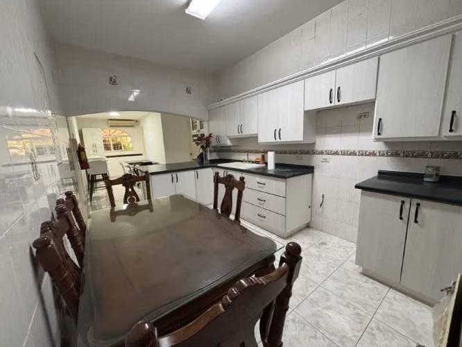 Versátil propiedad en venta Urb. Los Ángeles  ID 23810 - Imagen 7