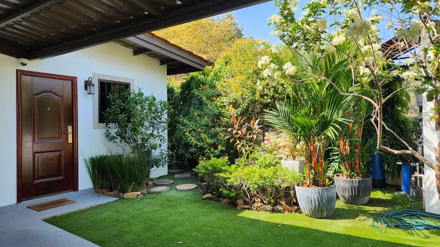 Venta de Casa con Piscina en Penonomé