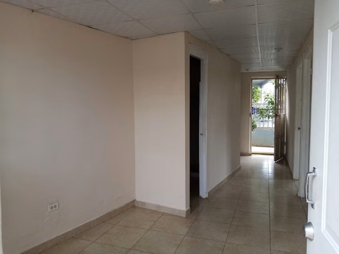 LA CHORRERA  ALQUILA APARTAMENTO DE 2 RECAMARAS, CERCA A LA ESCUELA LEOPOLDO CASTILLO