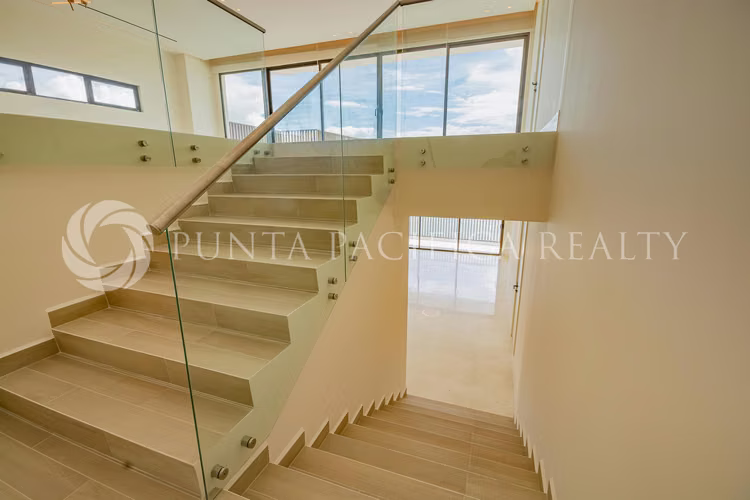 En Venta | Residencia de Lujo Frente al Mar | PH Seascape - Imagen 9