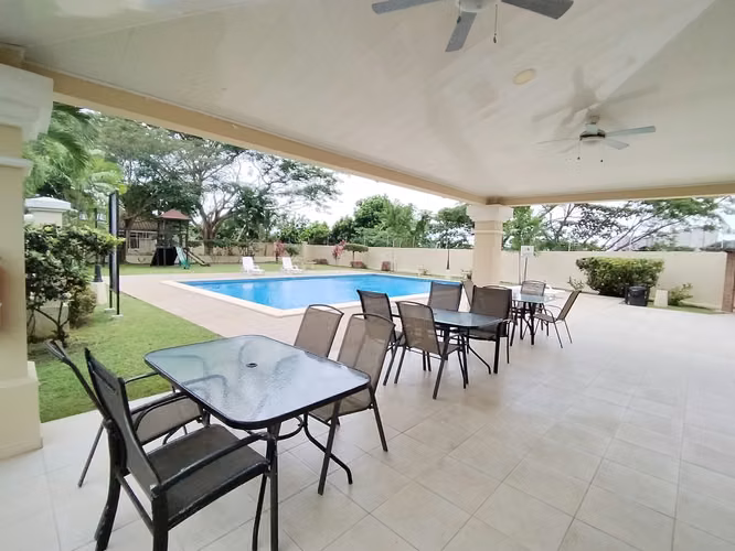 Venta casa PH Villa Tivoli Brisas del Golf