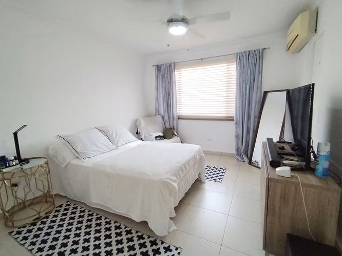 Venta casa PH Villa Tivoli Brisas del Golf